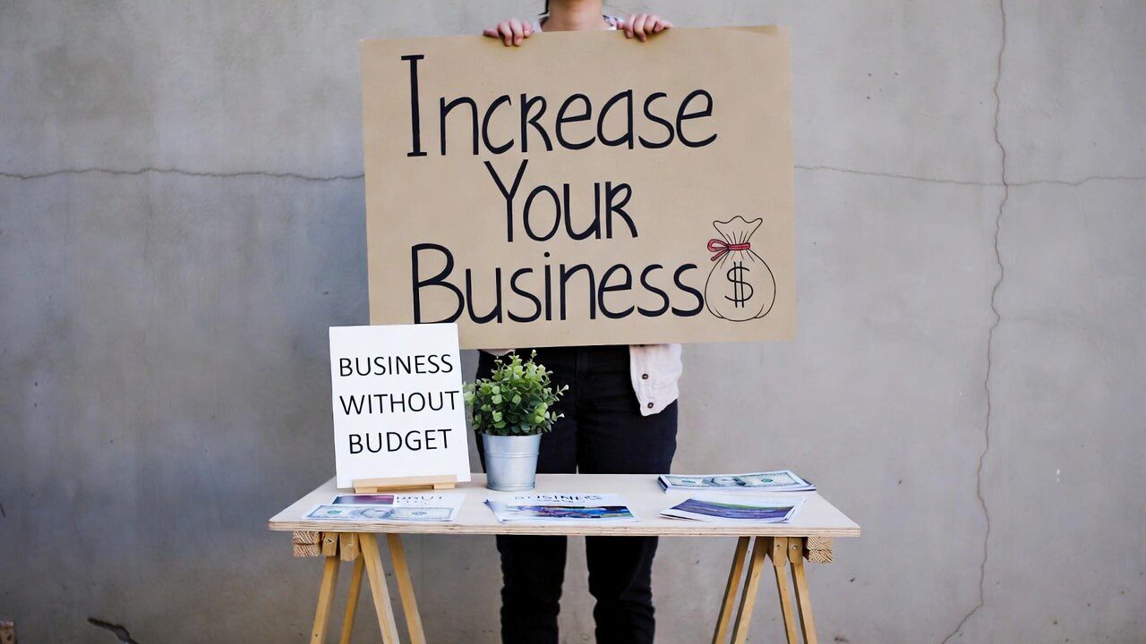 Kuinka pienyritys voi markkinoida ilman budjettia