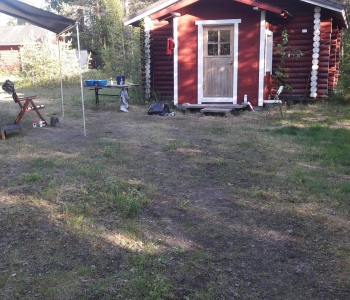Kaksi kaunista pyöröhirsimökkiä myytävänä